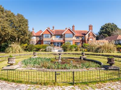 £1,795,000 - Isle of Wight